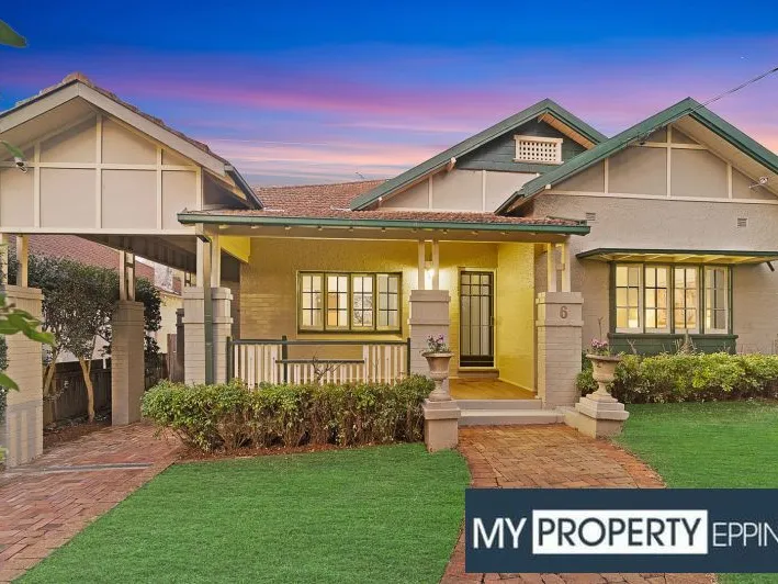PRESTIGIOUS 5 BED PLUS STUDY WITH POOL IN BLUE RIBBON LOCALE