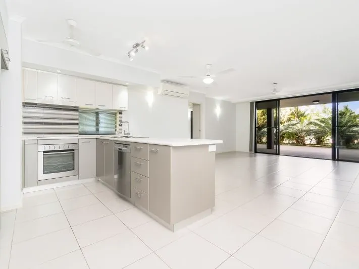 Ground Floor Unit with Large Courtyard