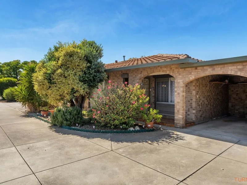 2 Bedroom Unit in a Great Spot