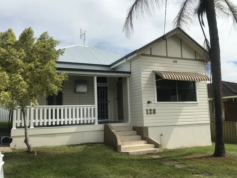 Family Home Close to Schools, Sporting Fields and Shopping Complex in South Grafton