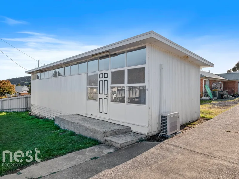 Freshly Renovated 2 Bedroom Property