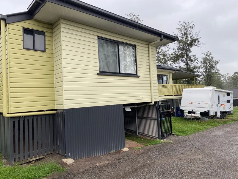 IDEAL POSITION, WALKING DISTANCE FROM GOODNA SHOPS