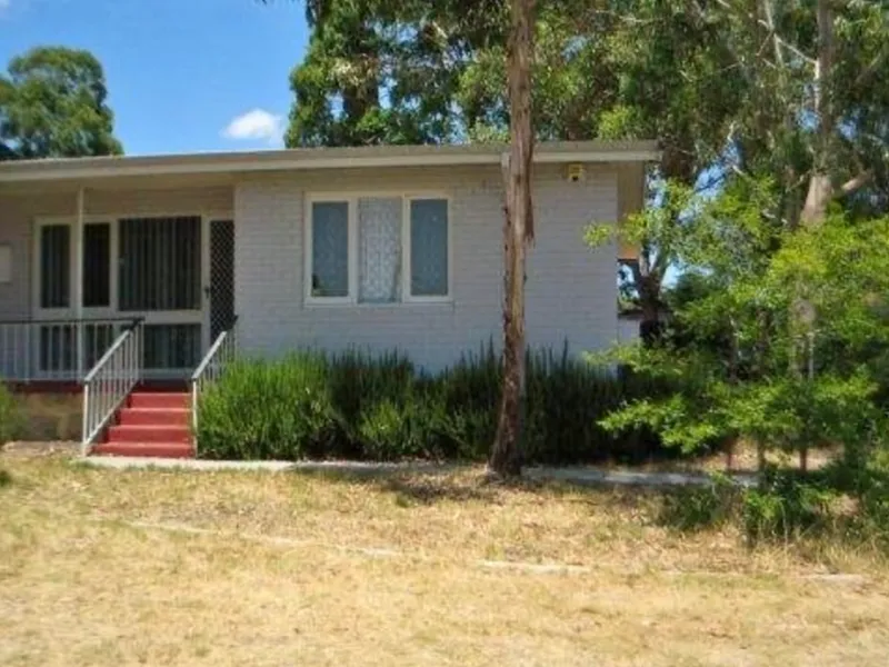 Charming 3-Bedroom Home on 600m dual income potential block - 5.7% rental yield- near schools parks & transport - 15 km from CBD