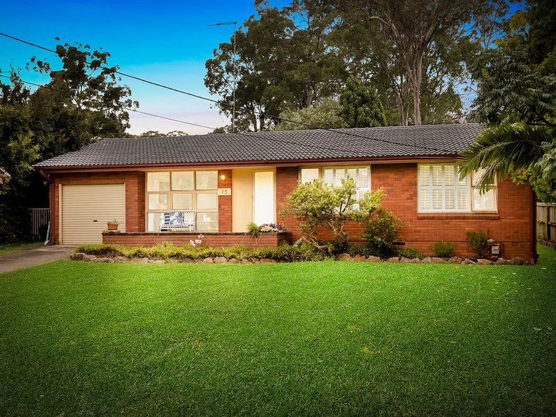 Centrally located to all of Castle Hill amenities