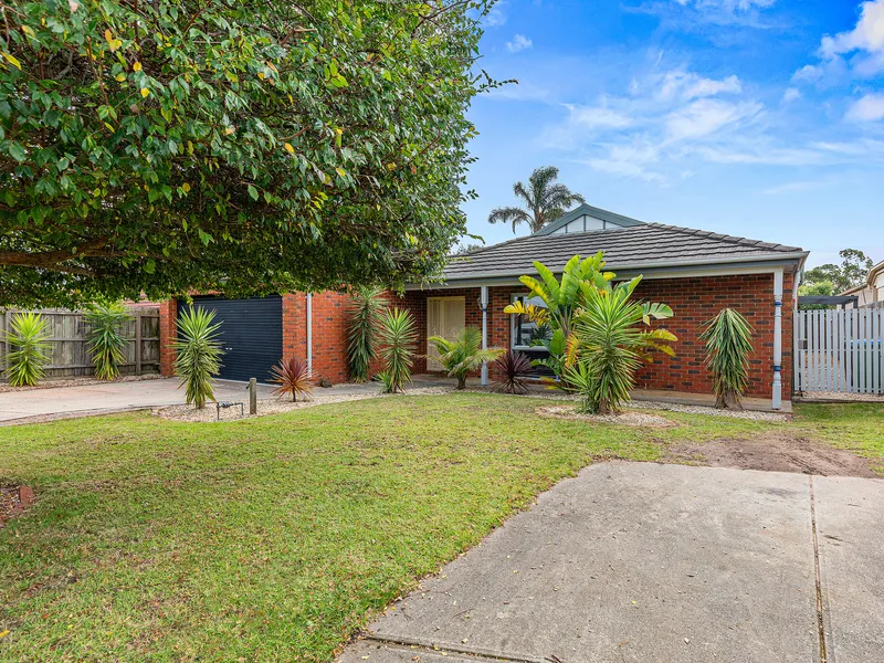 A Grand Slam Poolside Gem 