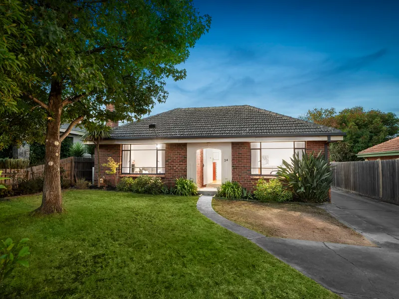 CLASSIC CLINKER SPORTING A DESIGNER RENOVATION