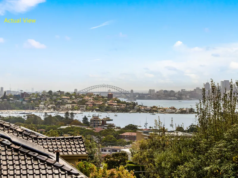 Harbour Side Family Residence in Prime Location