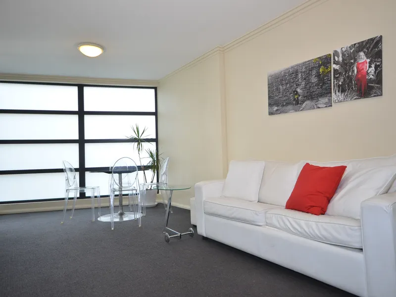 Stylish furnished studio at Forum - ultra-convenient location