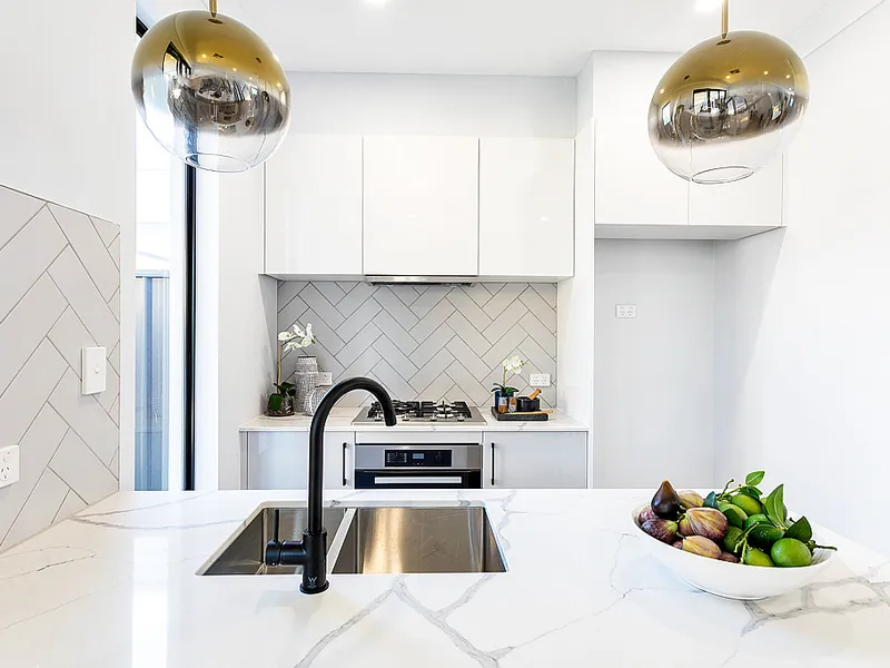 Last house remaining in this set