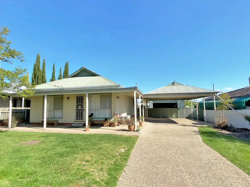 Ripper Shed & Bright Home