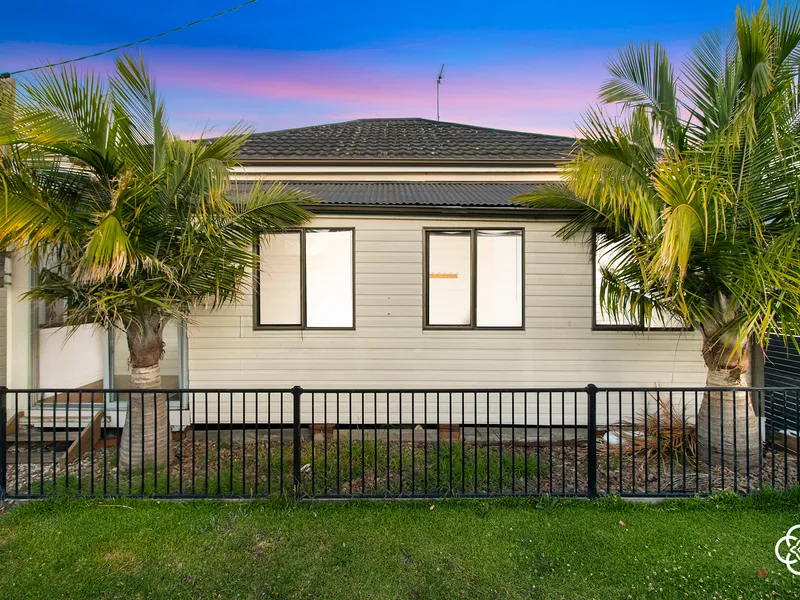 Gorgeous 1920s cottage oozing with personality in an incredibly convenient location minutes from the CBD