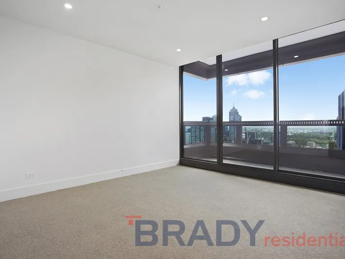 ENJOY THE CITY LIFESTYLE WITH THIS TWO BEDROOM APARTMENT