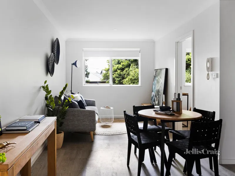 Superb Low Maintenance Opportunity