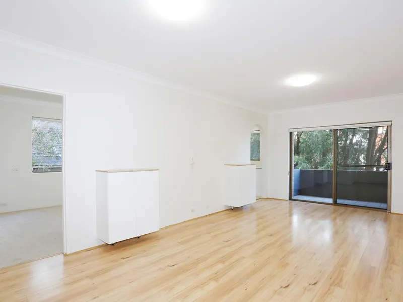 Large, modern apartment in quite and central location