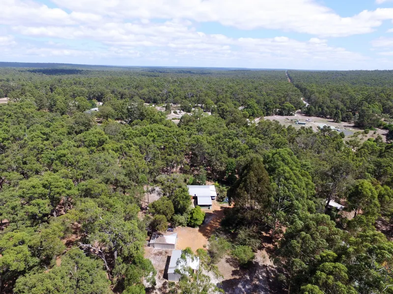 6.22 ACRE BUSH GETAWAY