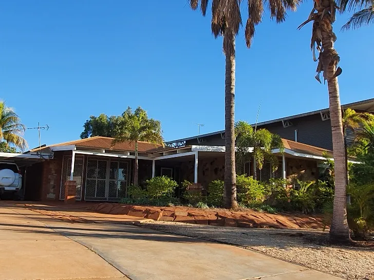 GORGEOUS 3X2 HOME IN DAMPIER - BREAK LEASE!