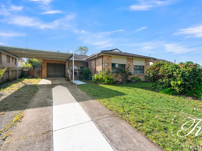 A lovely family home, tree-change or downsizer with something for everyone 