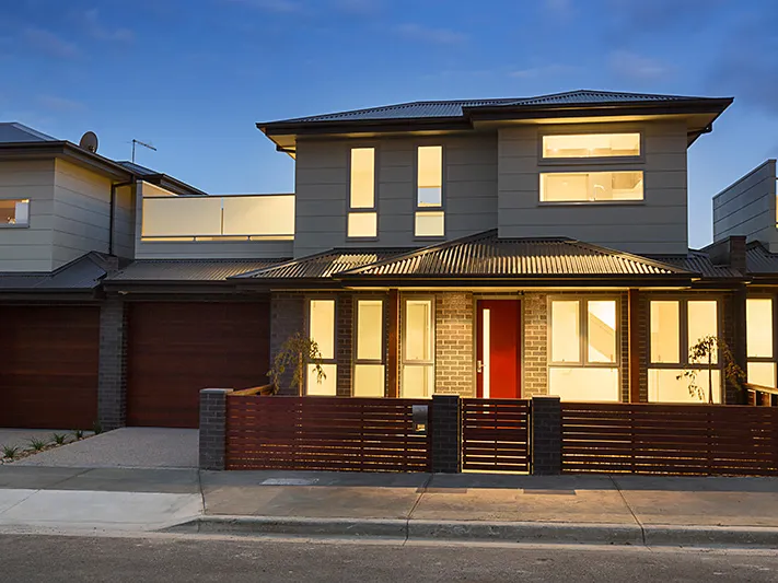 Ideally Located & Low Maintenance Townhouse!