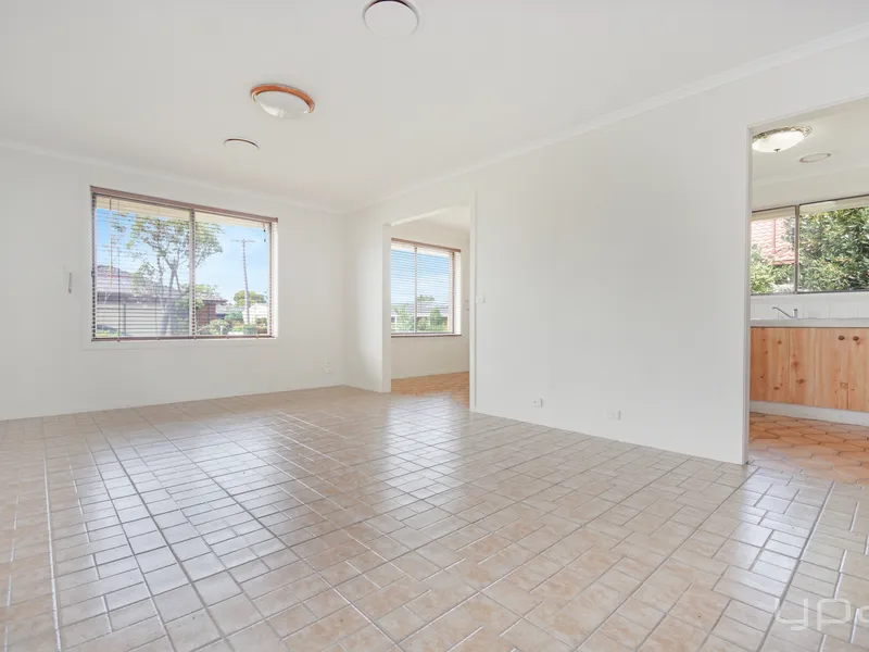 REGISTER / ENQUIRE BELOW TO INSPECT