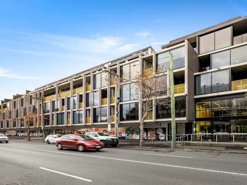 Lock & Leave Ease in Lifestyle Location