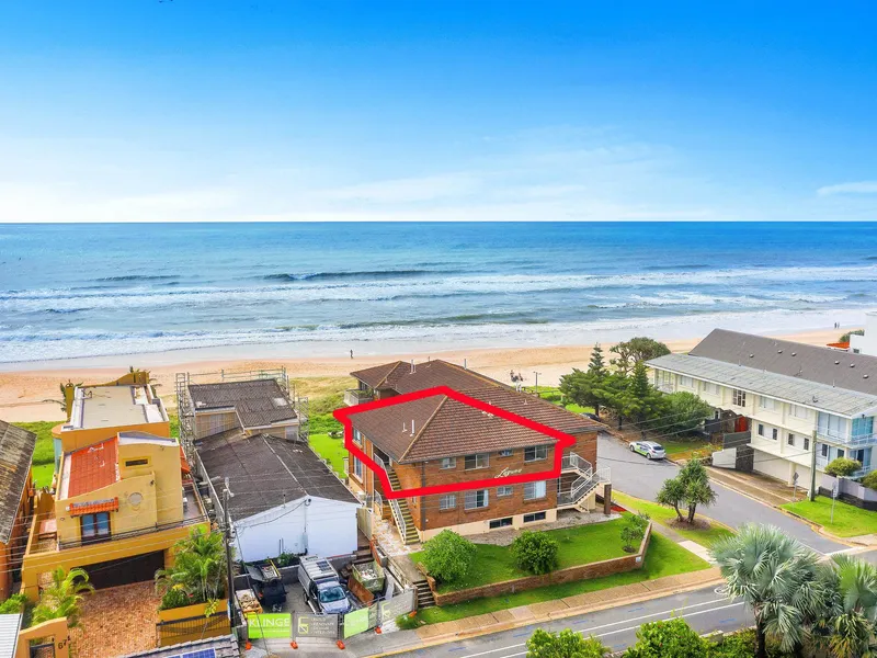 Better Be Quick - Absolute Beachfront 2 Bedroom Unit with Stunning Ocean Views!