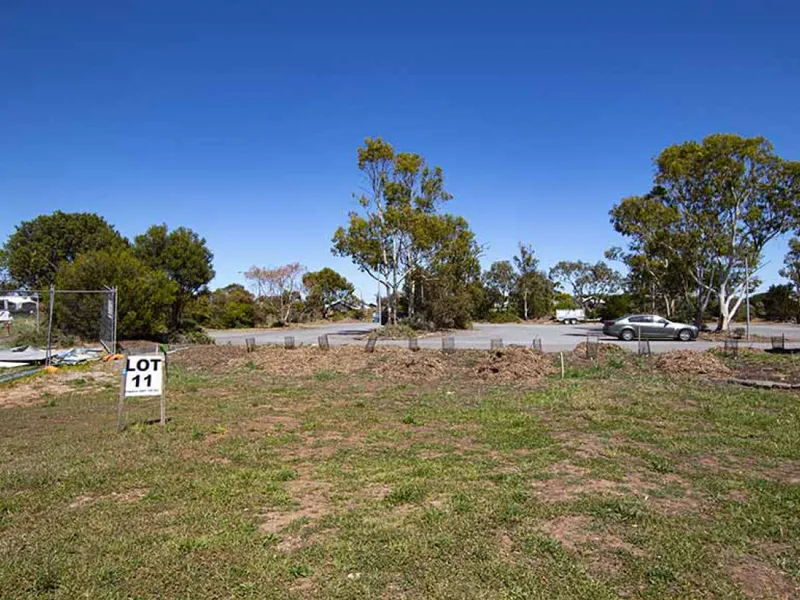 Eco Arts Village vacant block - plans included