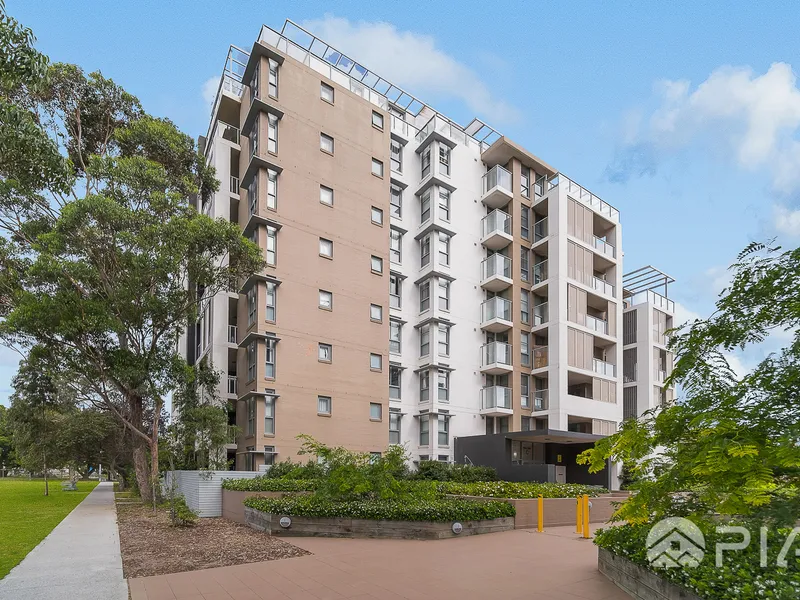 Two Bedroom plus Study PARKSIDE APARTMENT