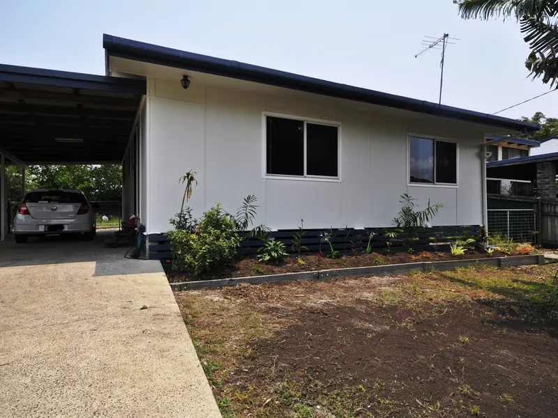 GOLDEN OPPORTUNITY TO RENT IN BEAUTIFUL RED BEACH!