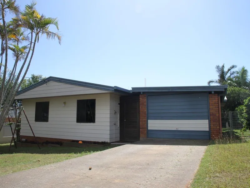 3 BEDROOM HOME - BARLOWS HILL