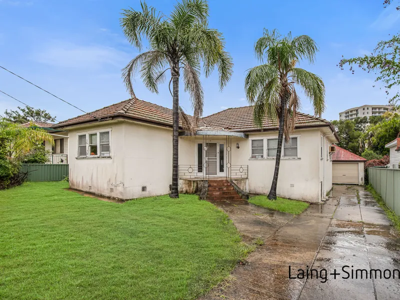 LOCATION, LOCATION – GRAND AVE LOCATION