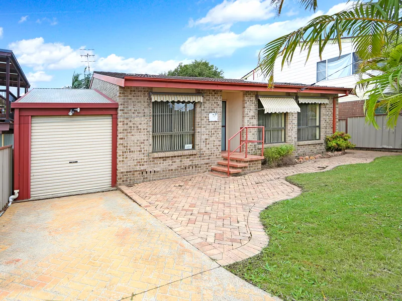 Pre-Registered Viewing and Auction Attendance Only