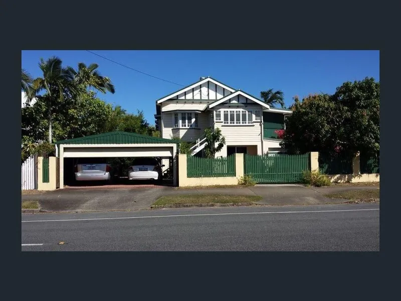 Two - 3 bedroom apartments available in this great Queenslander