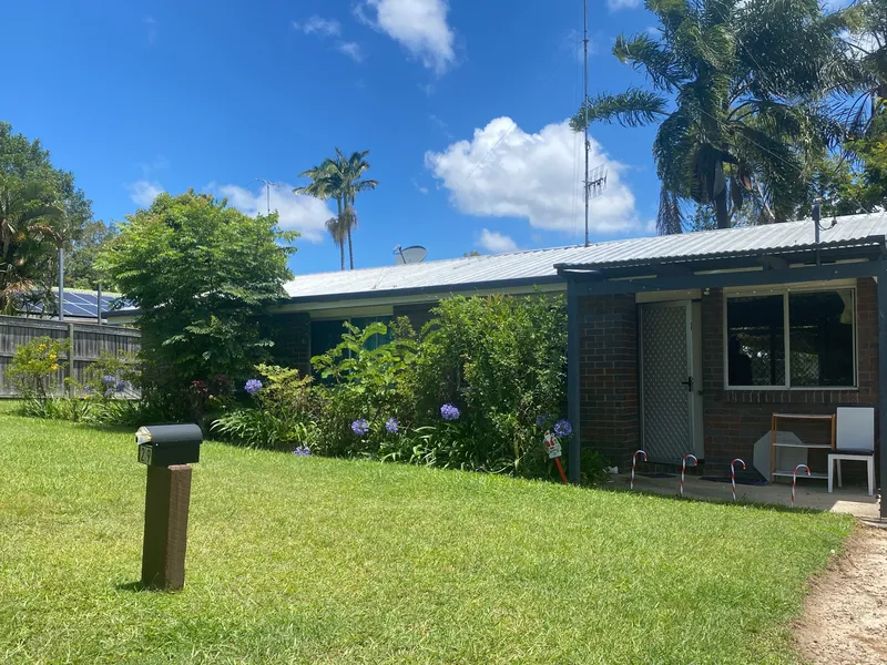 Central Noosa Outlook Location