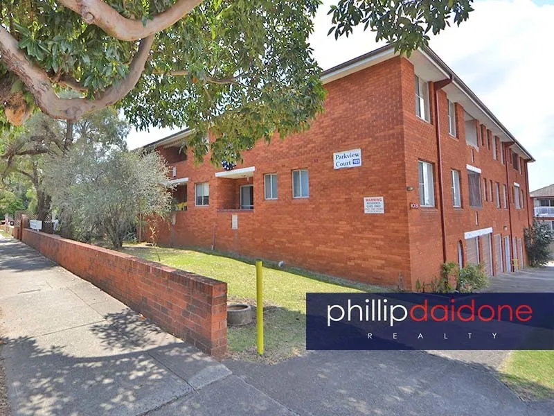 SPACIOUS 2 BEDROOM UNIT....