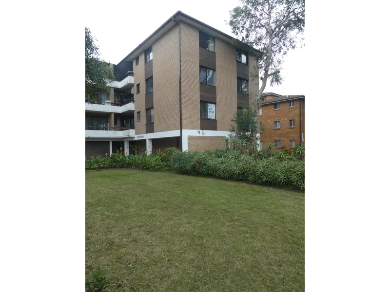 2 Bedrooms unit First floor level