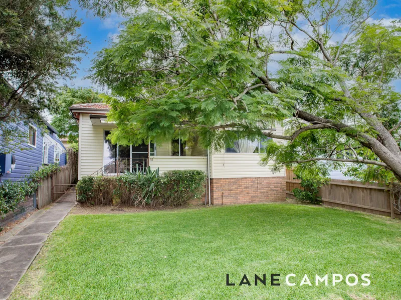 Stroll to the heart of Lambton Village