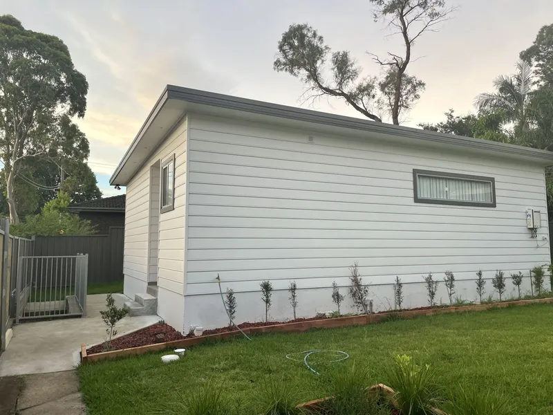 Brand New 2 Bed Grannyflat near MQ Uni