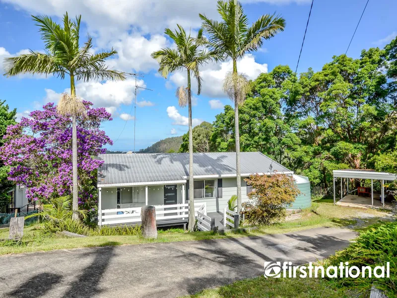 Character Cottage with Views in a Quiet and Private Setting