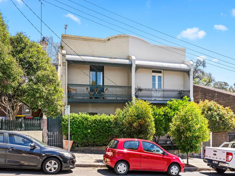 Prime position, classic home & exciting potential.