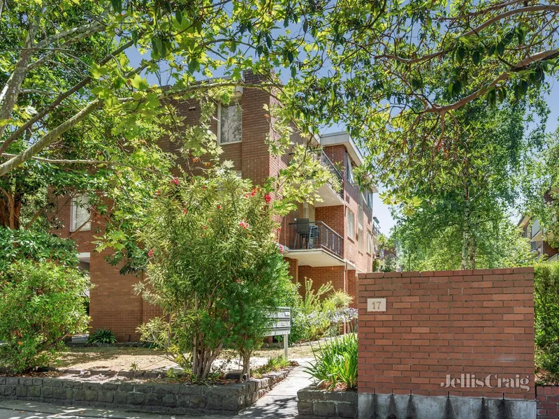 Sensational first start in lifestyle location