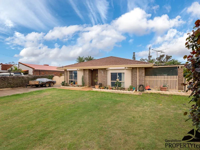 Family Home in Quiet Cul-de-sac