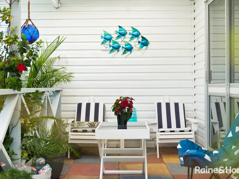 Ideal Holiday Home - Only 350m to stunning Shoal Bay Beach