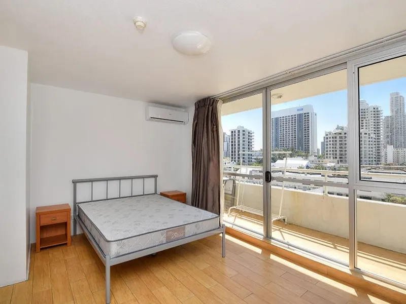 Cosy Studio Located Only a Stones Throw to the Beach