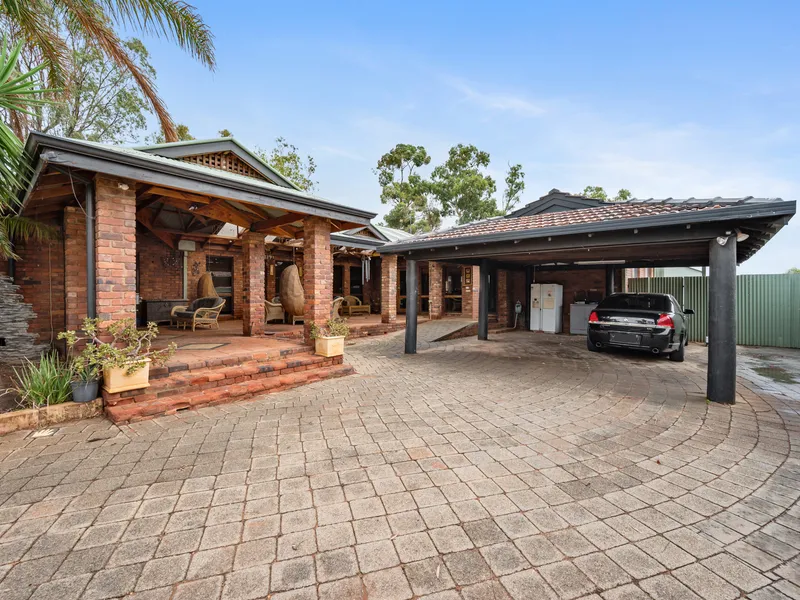 BALINESE STYLE FURNISHED HOUSE