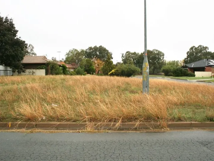 Good sized Block in quiet location