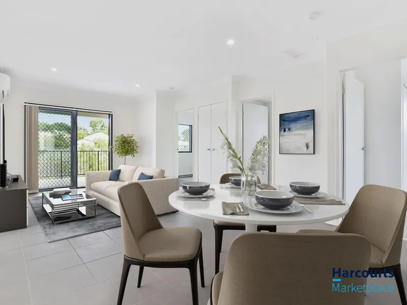 Walk To Oxley Train!