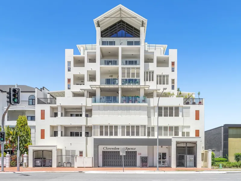 Location, location, Location - As Central as they come!