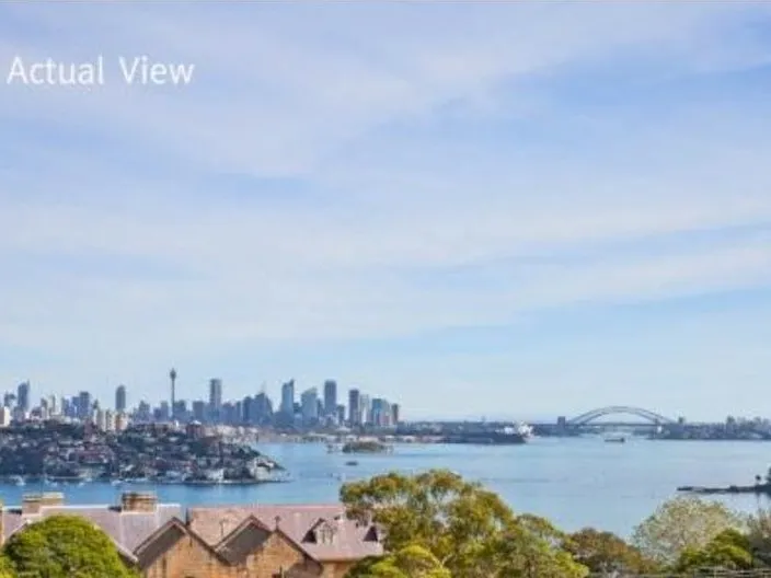 HARBOUR BRIDGE VIEWS – 2 BEDROOM APARTMENT + SUNROOM/OFFICE