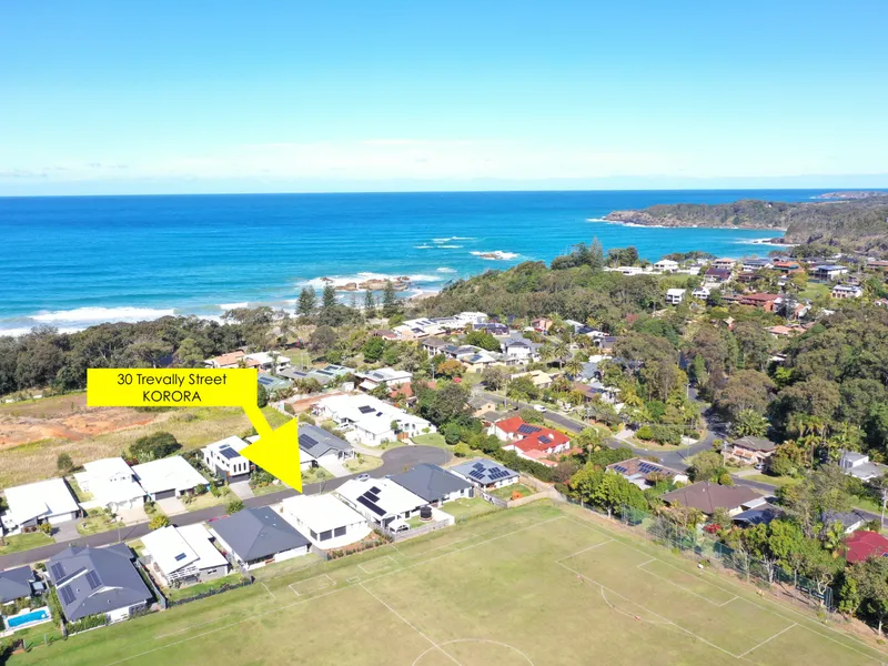 STYLISH COASTAL LIVING