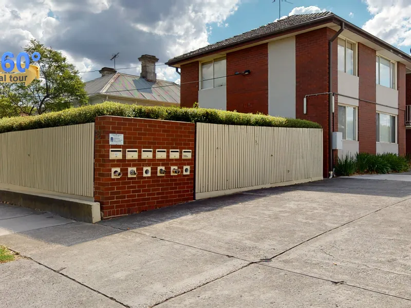 Two-bedroom apartment in the heart of Ascot Vale